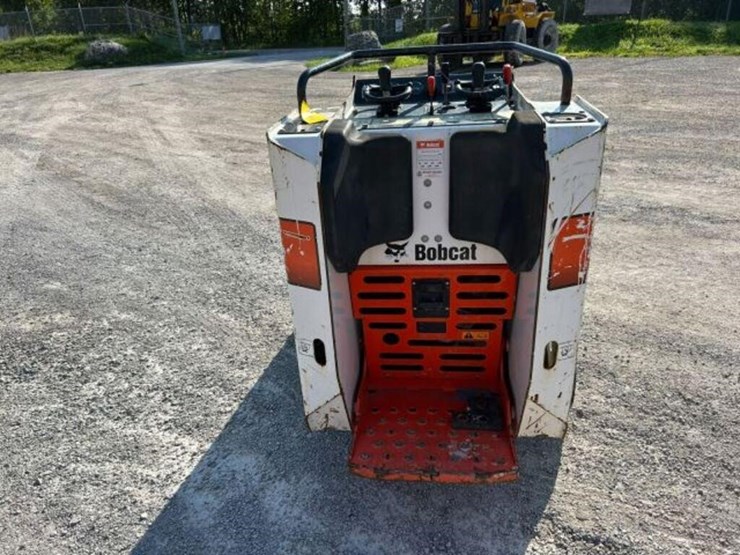 2019-bobcat-mt85-image-5