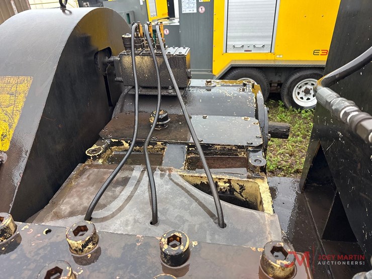 american-wbd200n-trailer-mounted-water-blaster-image-10