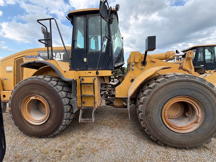 caterpillar-972h-image-10