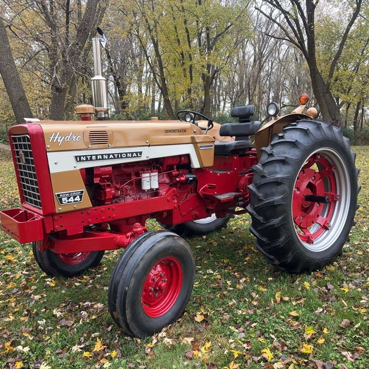 1970 INTERNATIONAL 544
