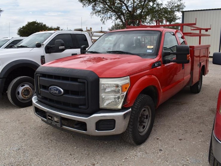2016-ford-f350-image-1