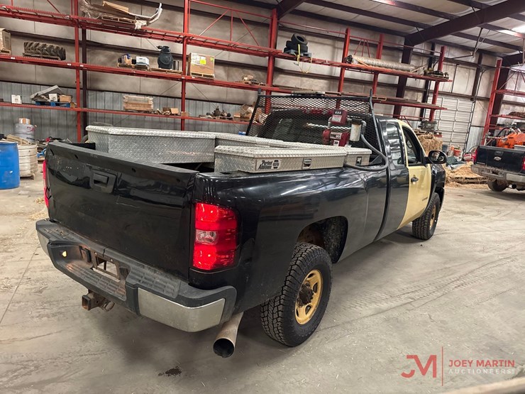 2009-chevrolet-silverado-2500-image-4
