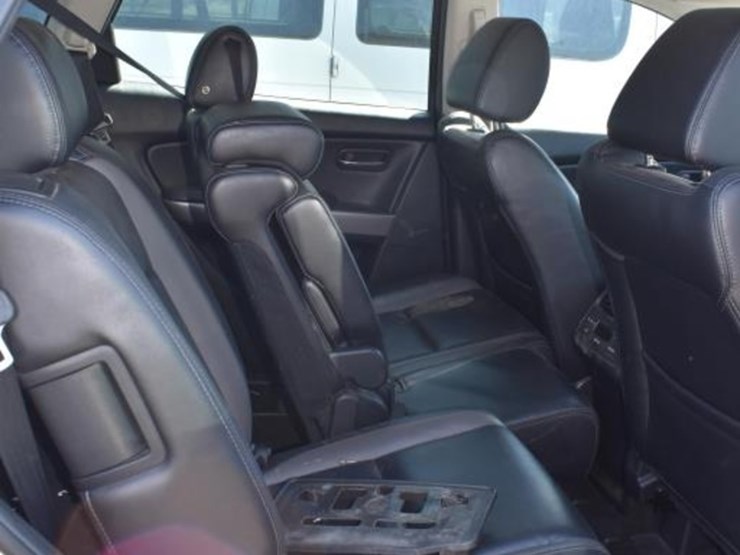 2010-mazda-cx9-image-7