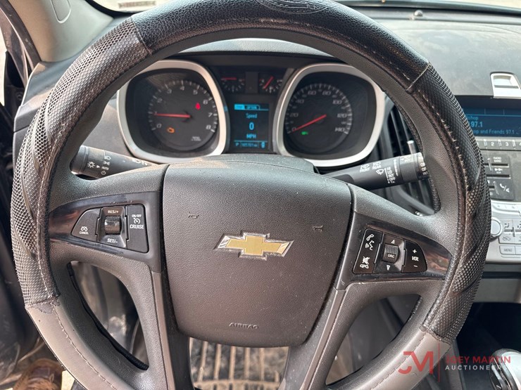 2015-chevrolet-equinox-image-28