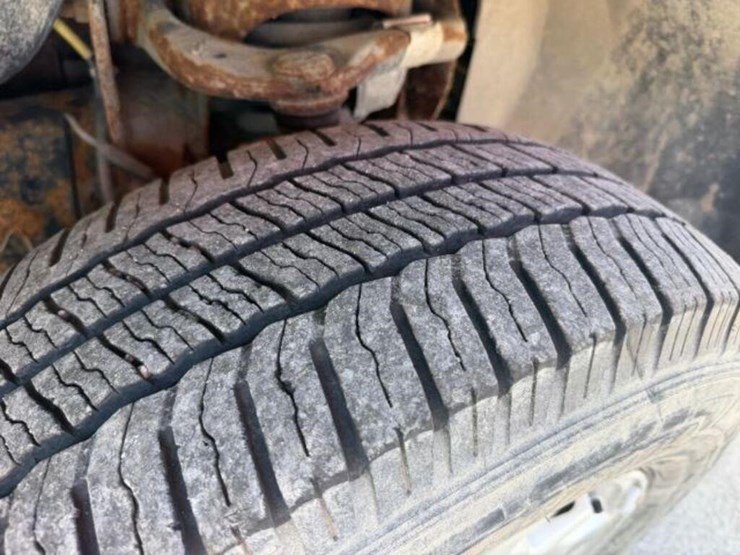 2014-ford-f150-xlt-image-30