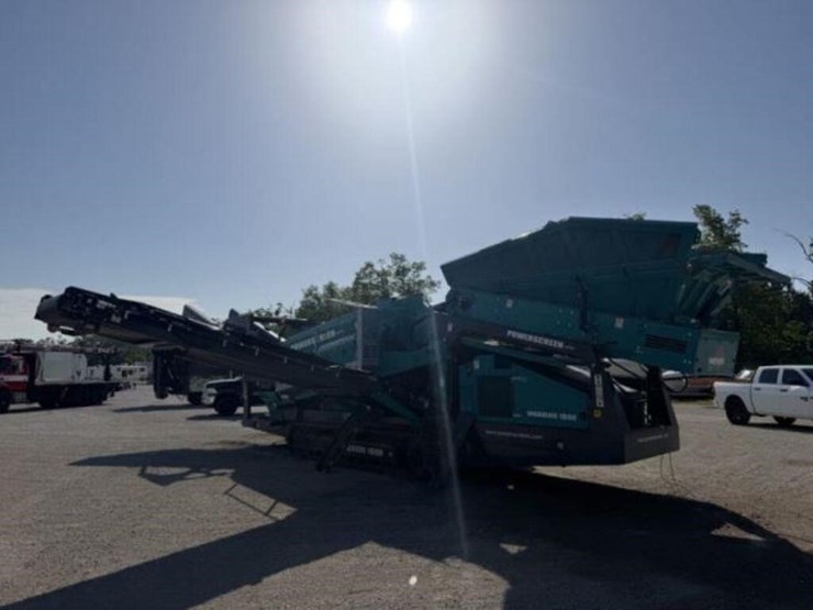2022-powerscreen-warrior-1800-image-2