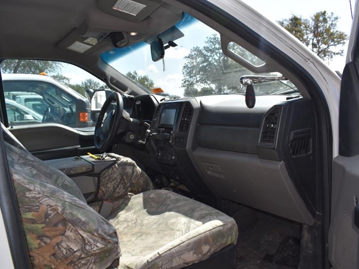 2018-ford-f550-image-5
