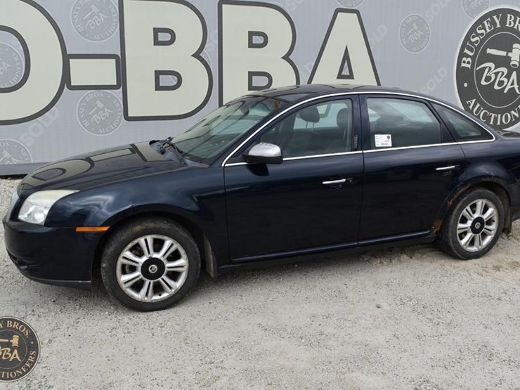 2009-mercury-sable-46596-image-2