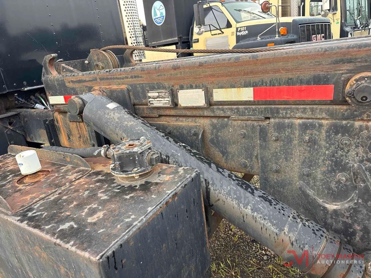 2003-kenworth-t800-image-10