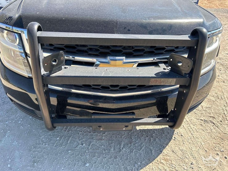 2016-chevrolet-tahoe-image-27