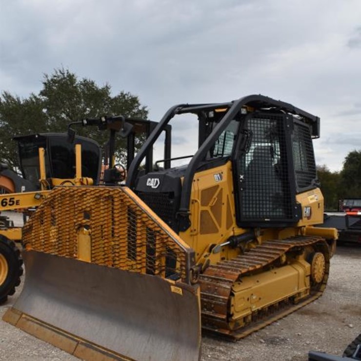 CATERPILLAR D1