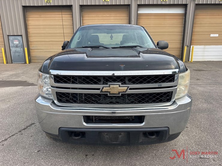 2011-chevrolet-silverado-2500-image-7