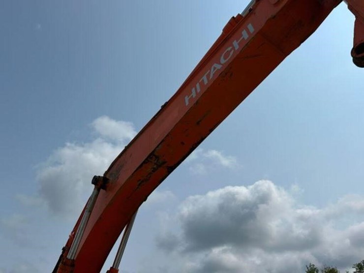 2007-hitachi-zx225us-lc-image-63