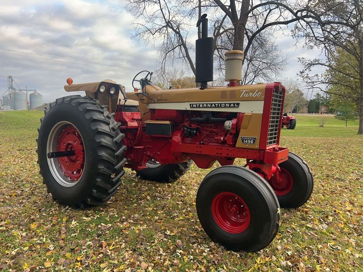 1970-1456-farmall-row-crop-golden-demonstrator-image-7