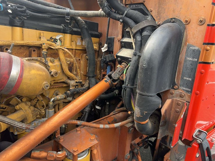 2006-peterbilt-379-image-78