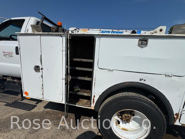2004-ford-f750-image-25