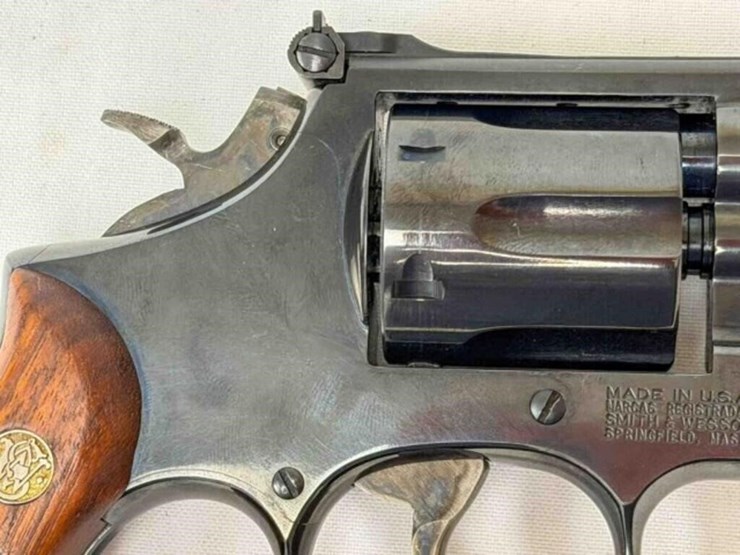 smith-&-wesson-15-7-38-spec-revolver-image-5