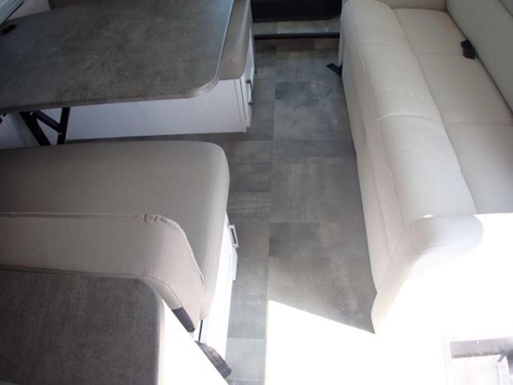 2021-coachmen-pursuit-class-a-motorhome-1f64f5dn1m-image-130