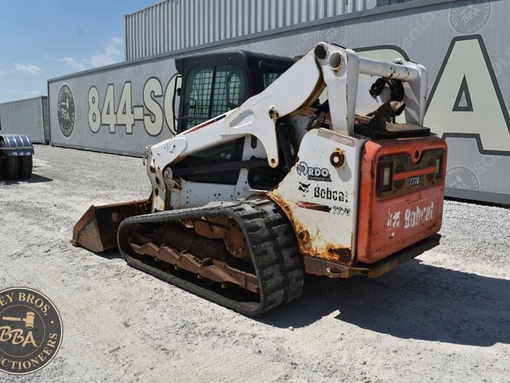 2016-bobcat-t770-image-14