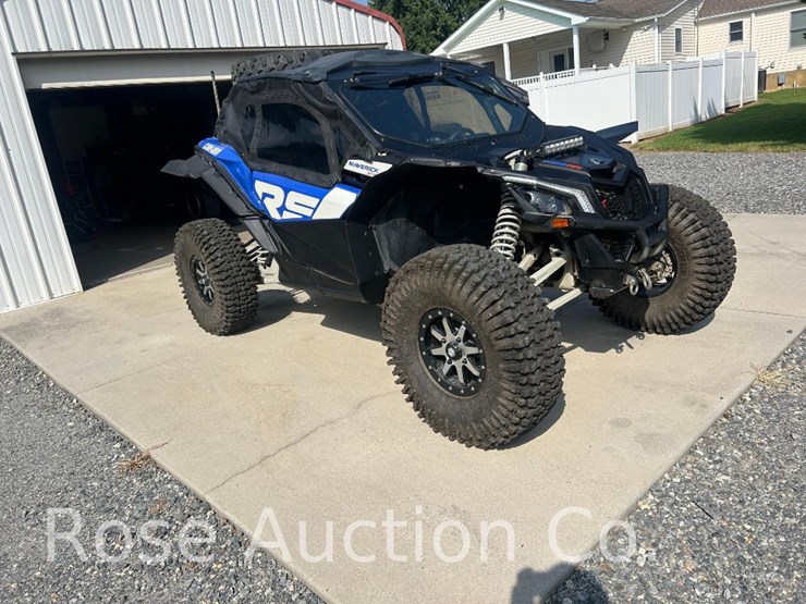 2022-can-am-maverick-x3-image-2