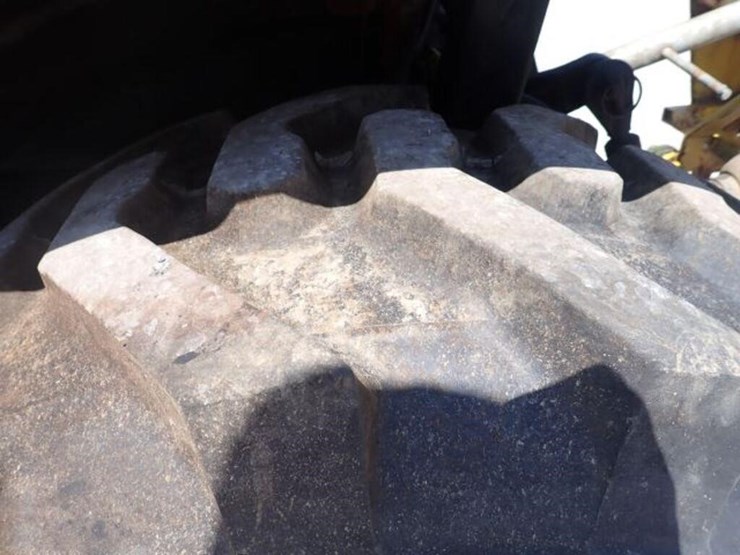 john-deere-3520-image-69