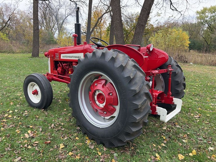 1957-international-350-image-3