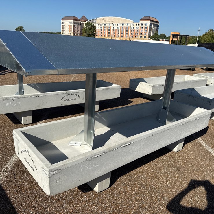 #9612 • 3’ X 10’ Trough with Top