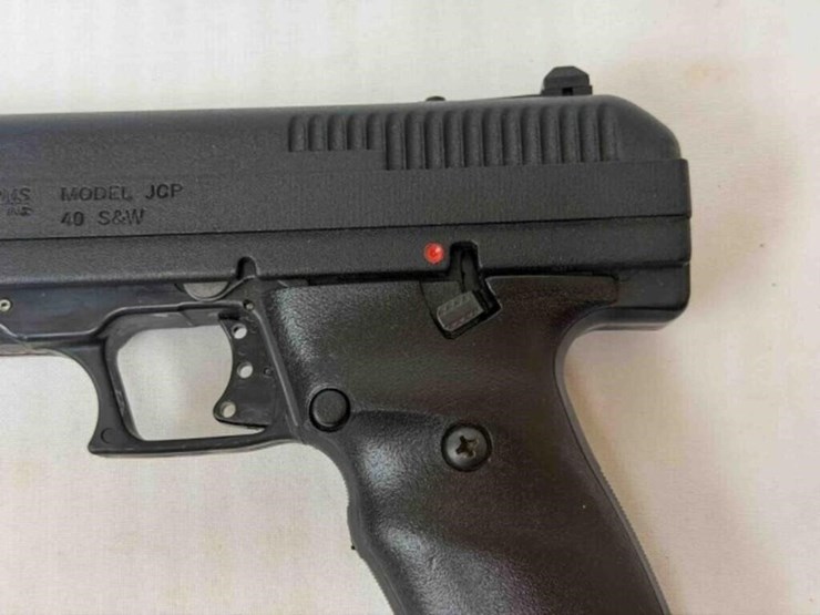 hi-point-arms-mod.-jcp-40cal-pistol-image-4