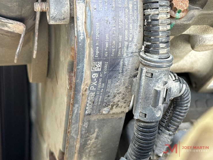 2014-kenworth-t470-image-26