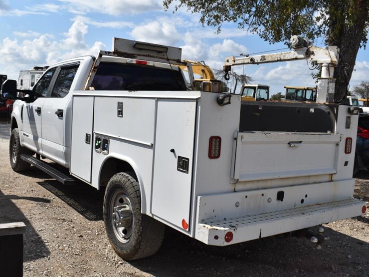 2018-ford-f350-image-4
