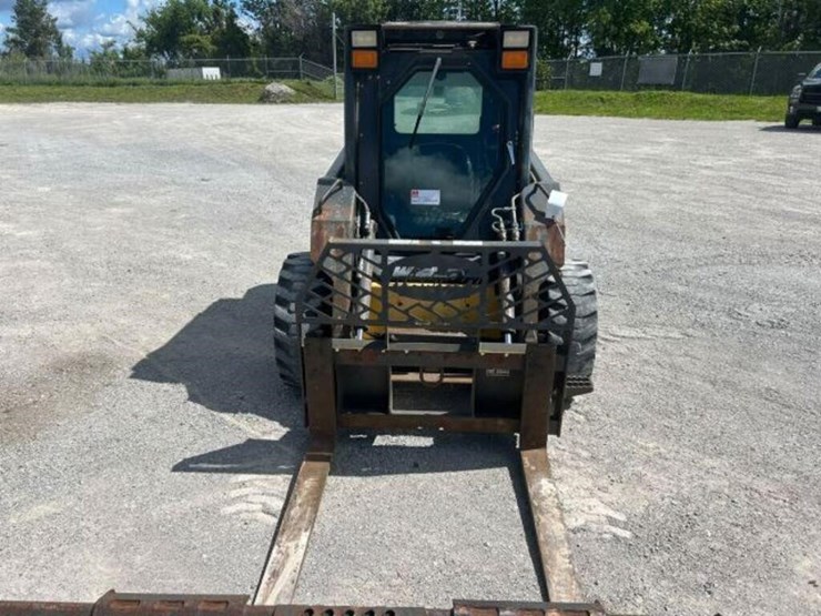 2003-new-holland-ls170-image-2