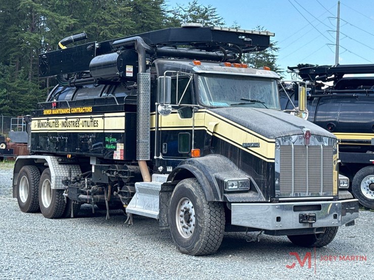 2014-kenworth-t800-image-1