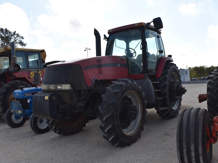 case-ih-mx240-image-1