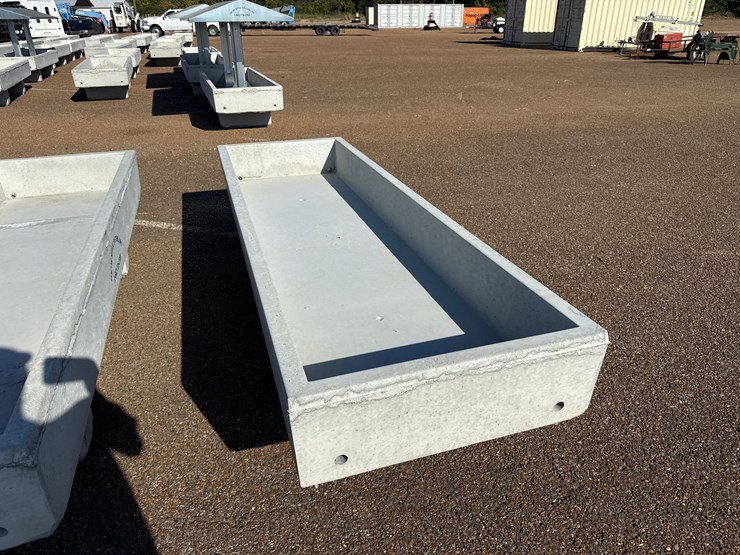 #9683-•-3-x-10-feed-trough-image-2