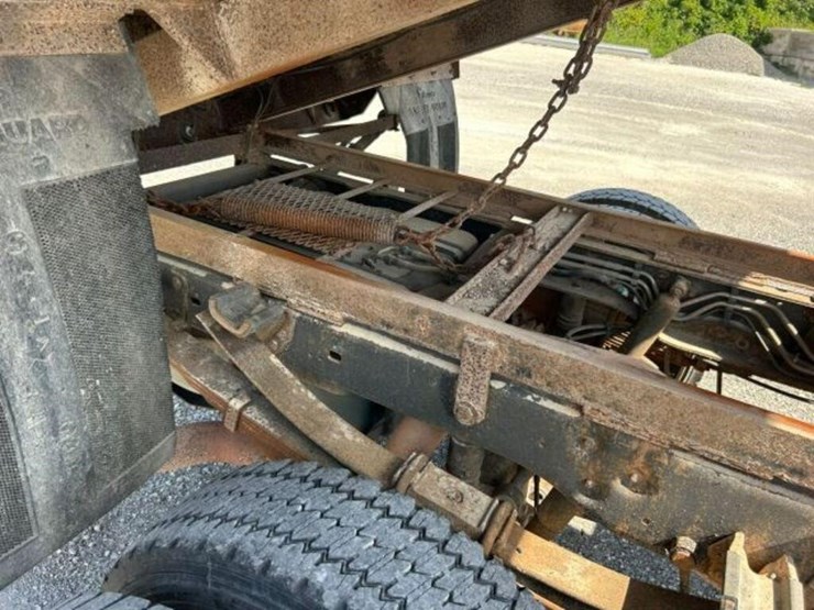 2008-ford-f550-image-46
