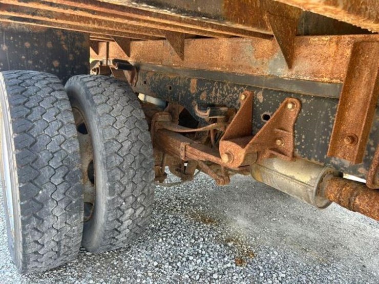 2009-ford-f550-image-57