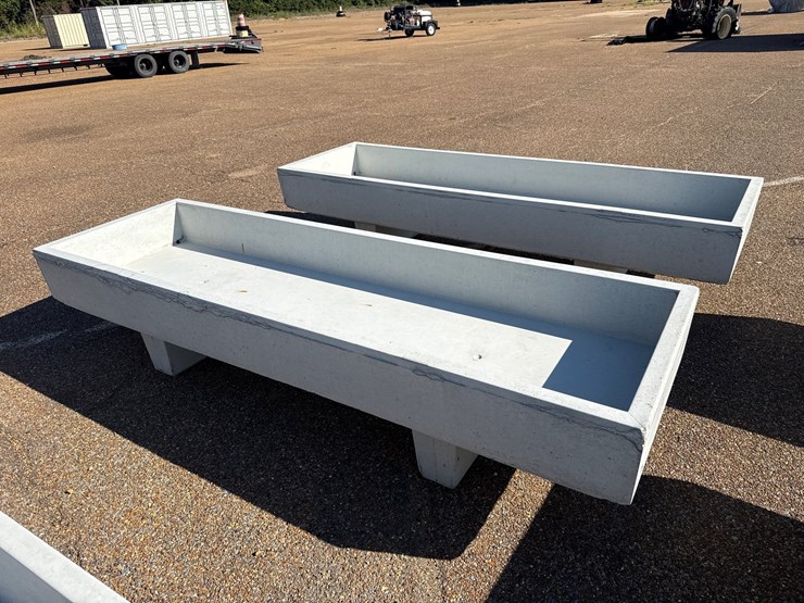 #9632-•-3’-x-10’-trough-image-2
