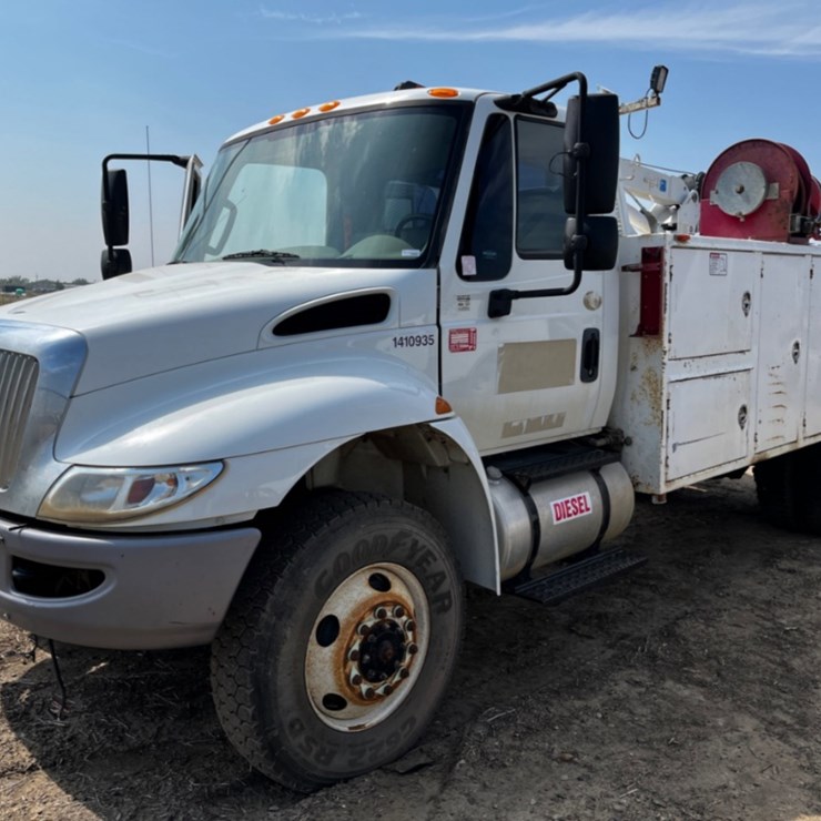 2015 INTERNATIONAL DURASTAR 4300