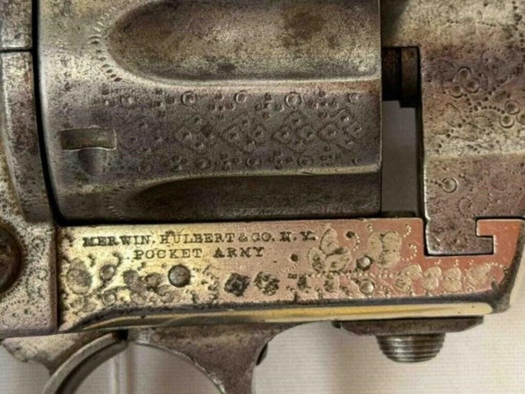 merwin-hulbert-&-co.-pocket-army-1873-44cal-pistol-image-13