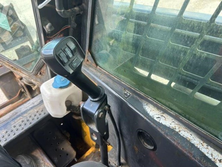 2003-new-holland-ls170-image-14