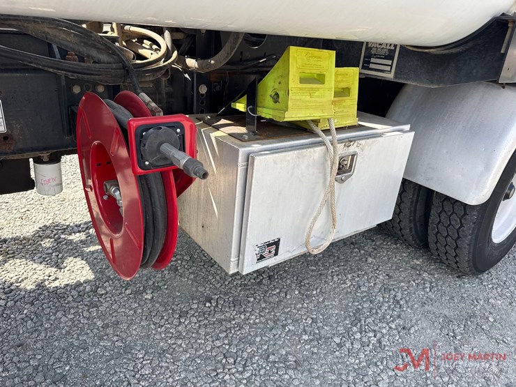 2014-kenworth-t470-image-13