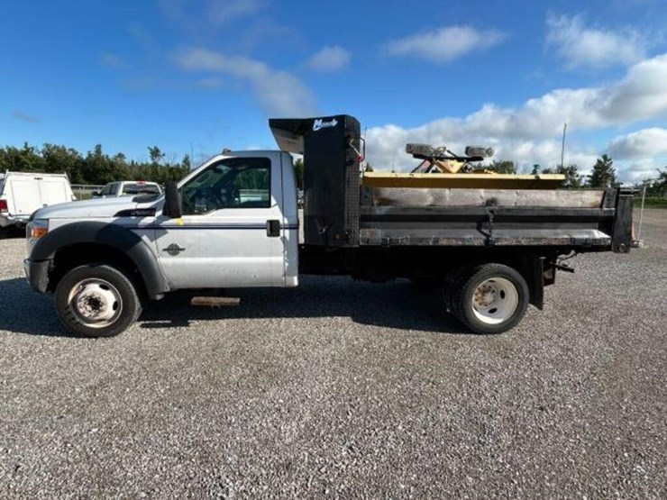 2012-ford-f550-xl-image-7