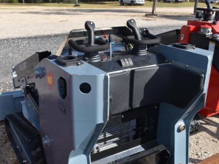 ssl1200-mini-skid-steer-(diesel)-(serial-#-06352a)-(k)-image-5