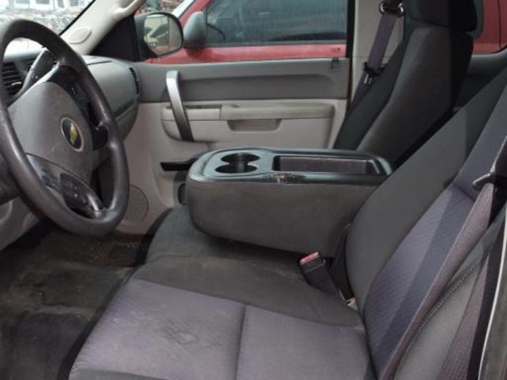 2012-chevrolet-1500-image-11