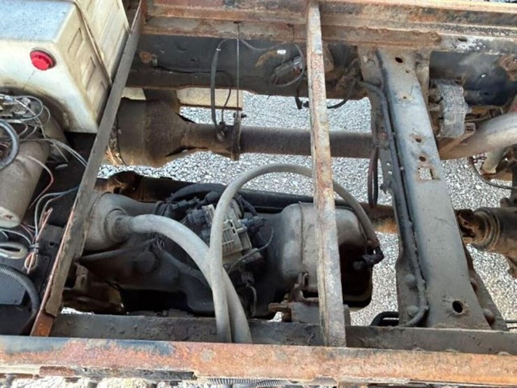 2012-ford-f550-xl-image-67