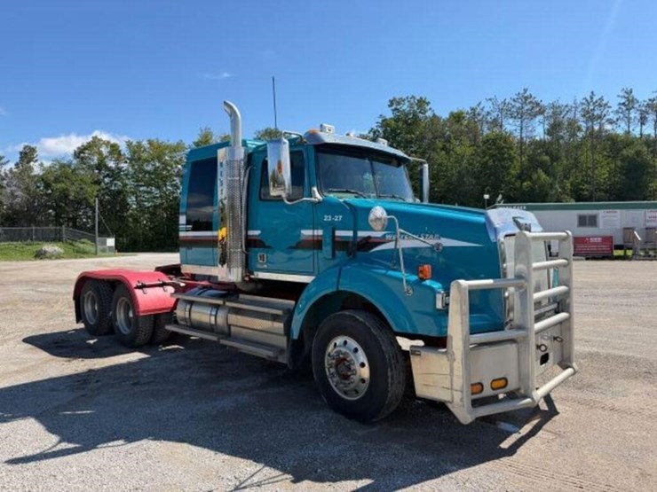 2023-western-star-4900-image-2
