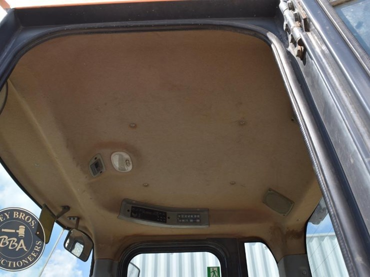 2006-doosan-dl400-image-55