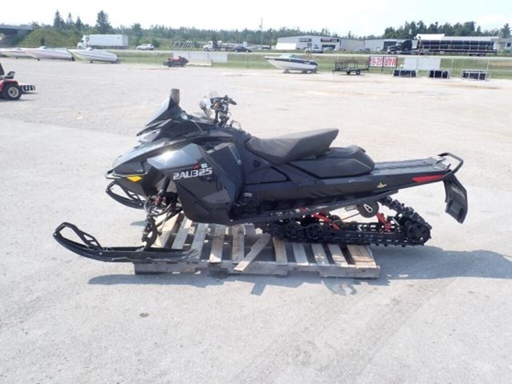 2021-ski-doo-renegade-x-850-snowmobile-2bpsumj6mv0-image-8