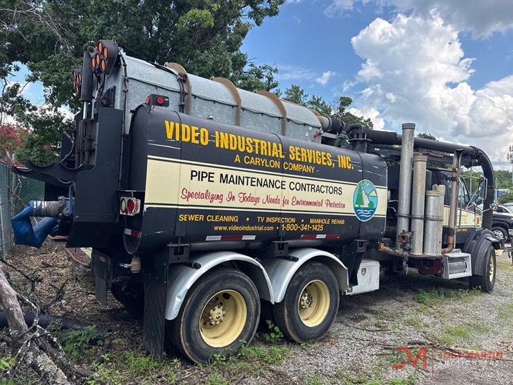 2008-sterling-jetter-/-vacuumtruck-image-4