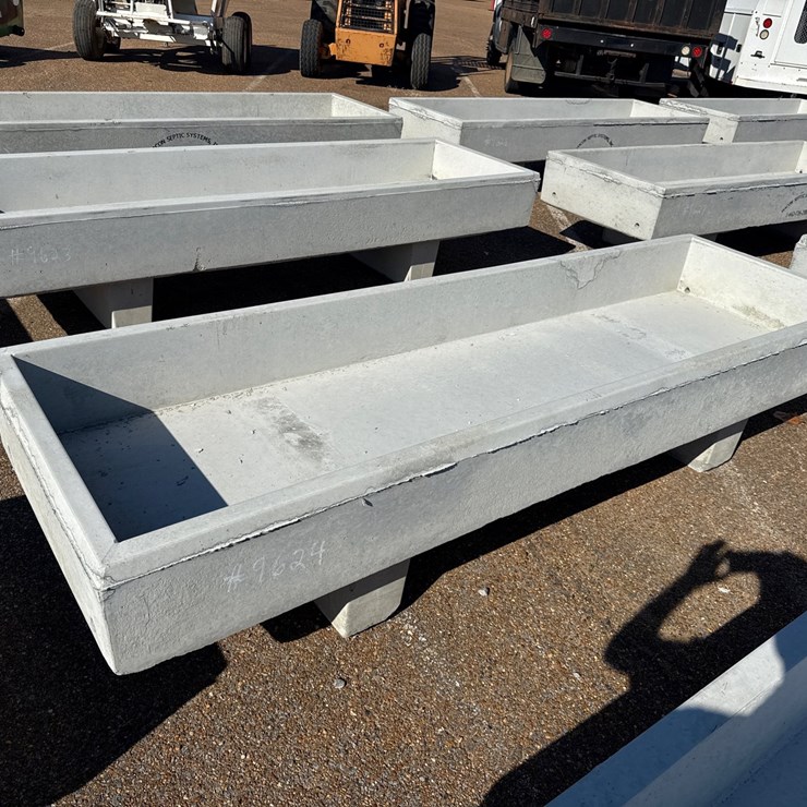 #9624 • 3’ X 10’ Trough